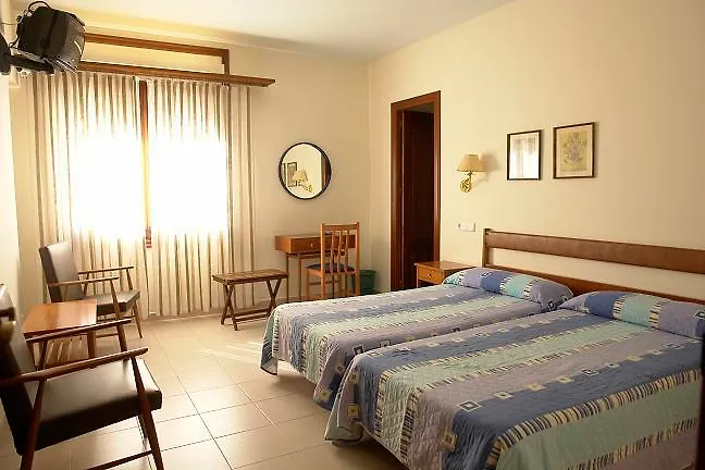 Hotel Corisco Τόσα ντε Μαρ 2*,